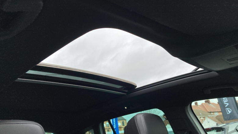 Volkswagen Tiguan 2.0 TDi 150 R-Line 5dr Diesel Estate